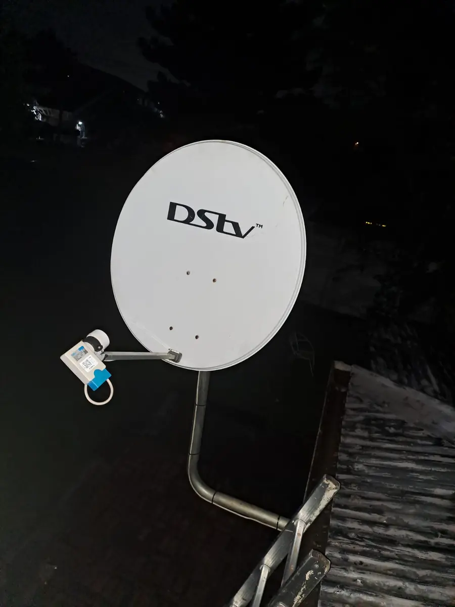 DStv satellite dish, LNB and cable connections